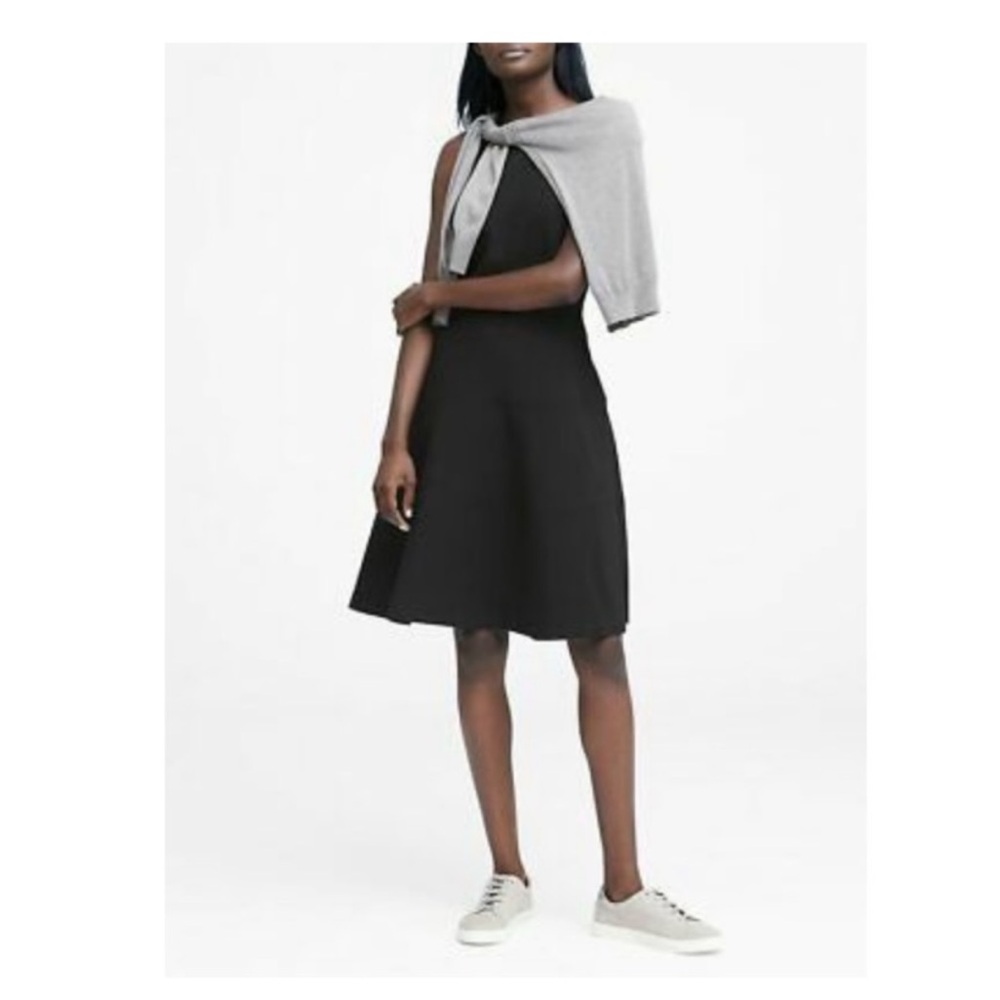 Banana Republic Stretch Fit-and-Flare

Black dress